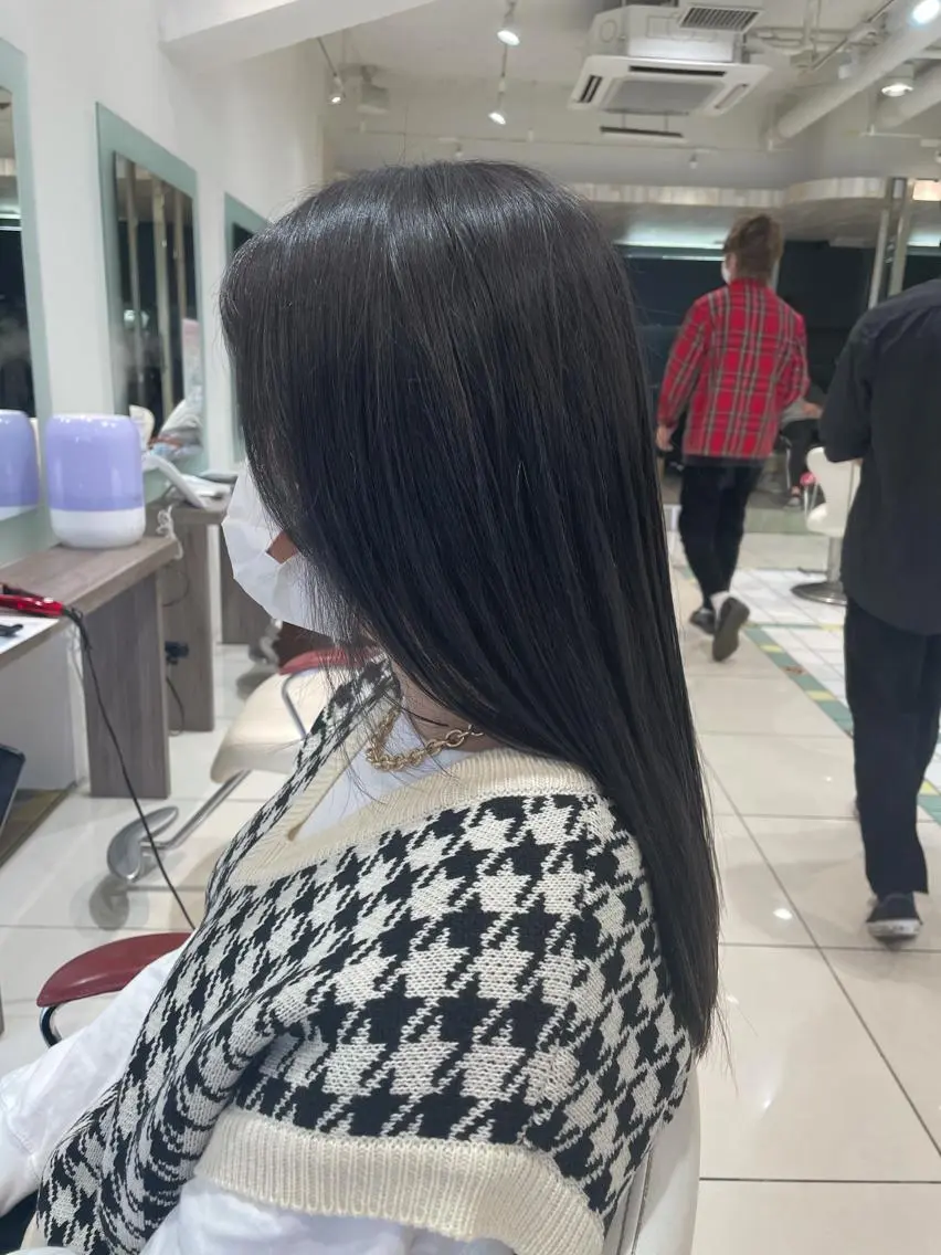 セミロング カラー 中野 竜介のヘアスタイル