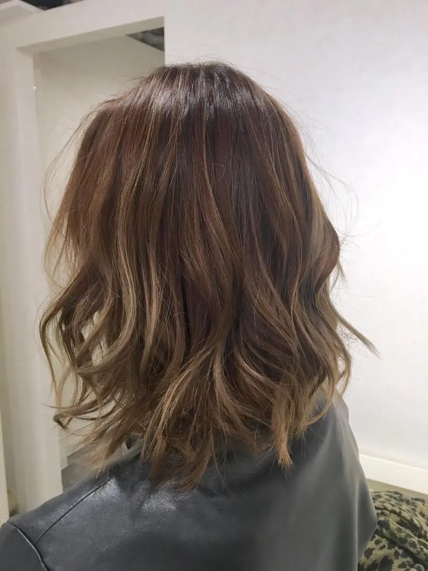 ミディアム カラー グラデーションカラー 美髪・艶髪特化美容師 RYOJIのヘアスタイル