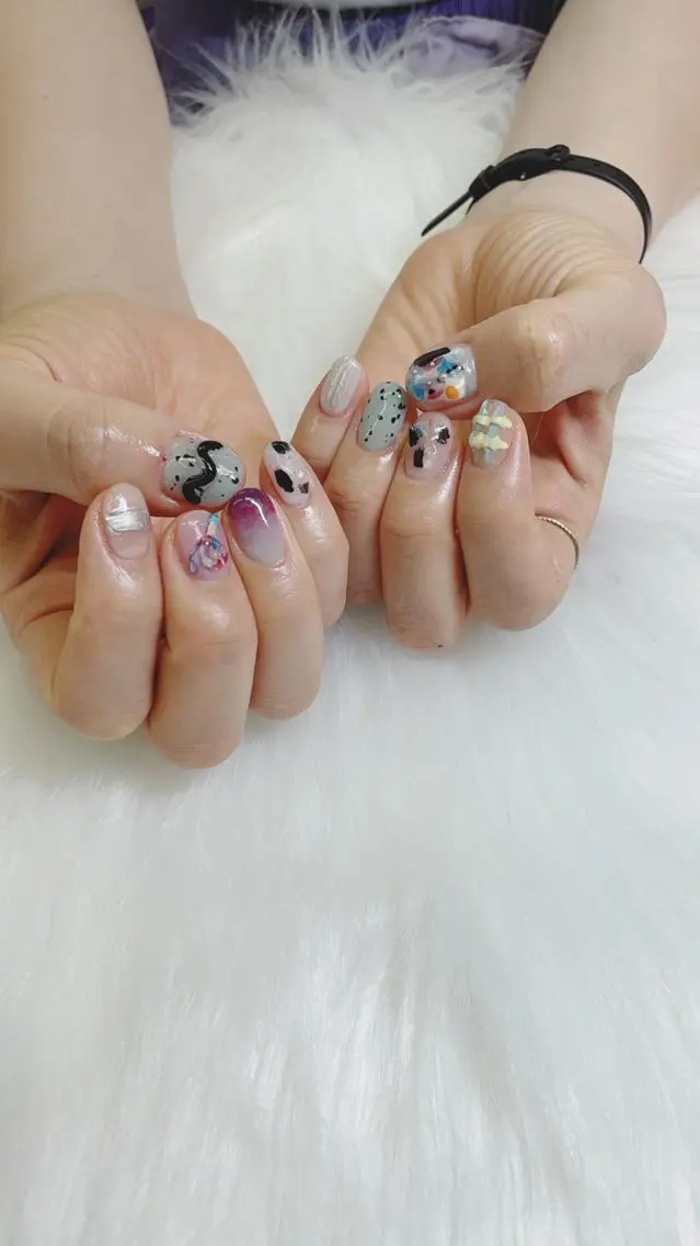 ネイル ハンドネイル 🦋ネイルサロン ブラン🌈ゆりのネイルデザイン