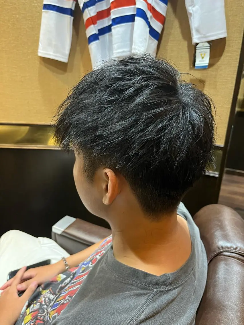 ショート メンズ マッシュ 刈り上げ 工藤 千織のヘアスタイル