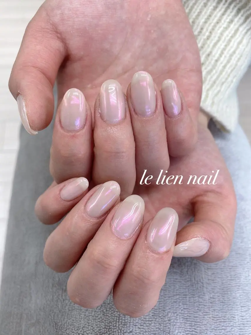 ネイル オーロラネイル ミラーネイル ワンカラーネイル ピンク ホワイト le lien nailのネイルデザイン