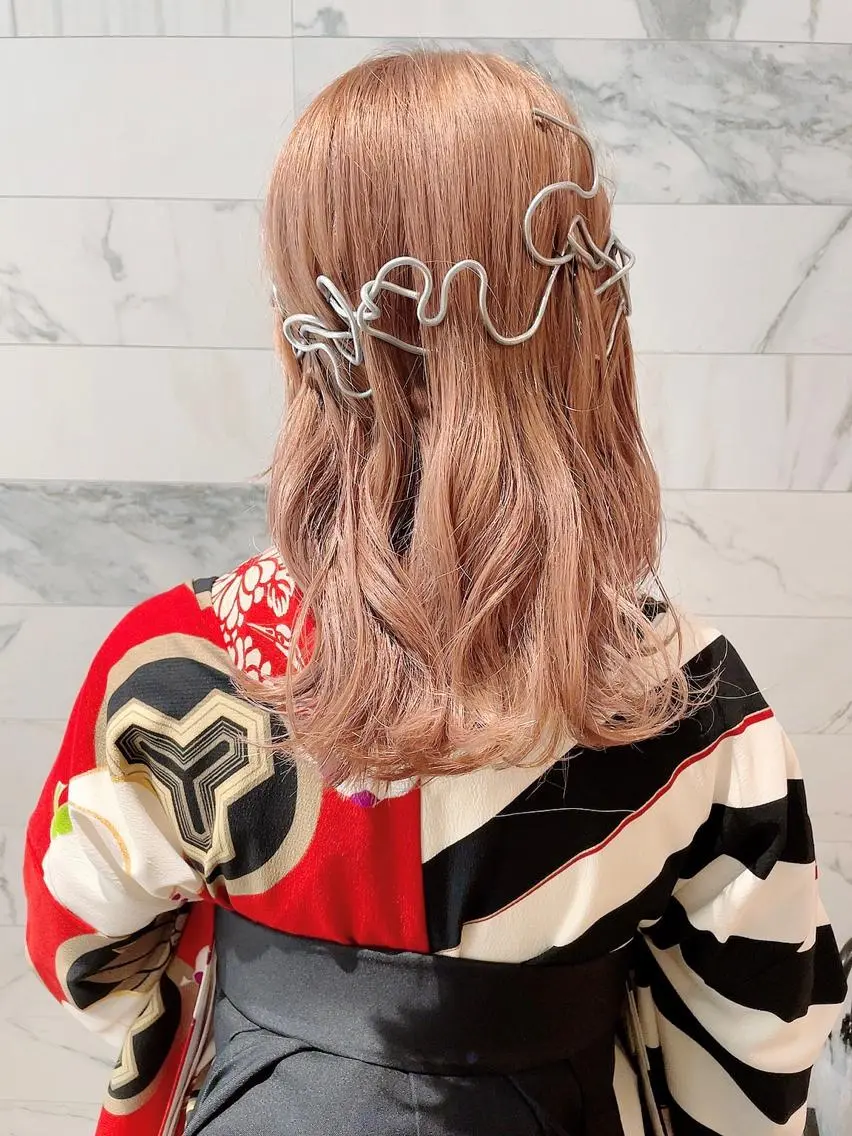 ミディアム ヘアアレンジ ヘアセット 🦖鶴岡 香純🦖のヘアスタイル