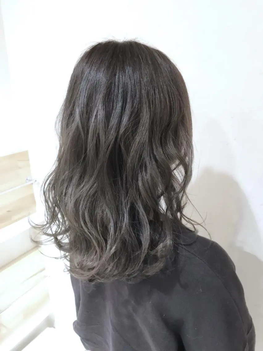セミロング カラー パーマ ヘアアレンジ メンズ キッズ ネイル マツエク・マツパ カット ヘアカラー トリートメント バレイヤージュ/ 髪質改善/渡邉悟🌱のヘアスタイル