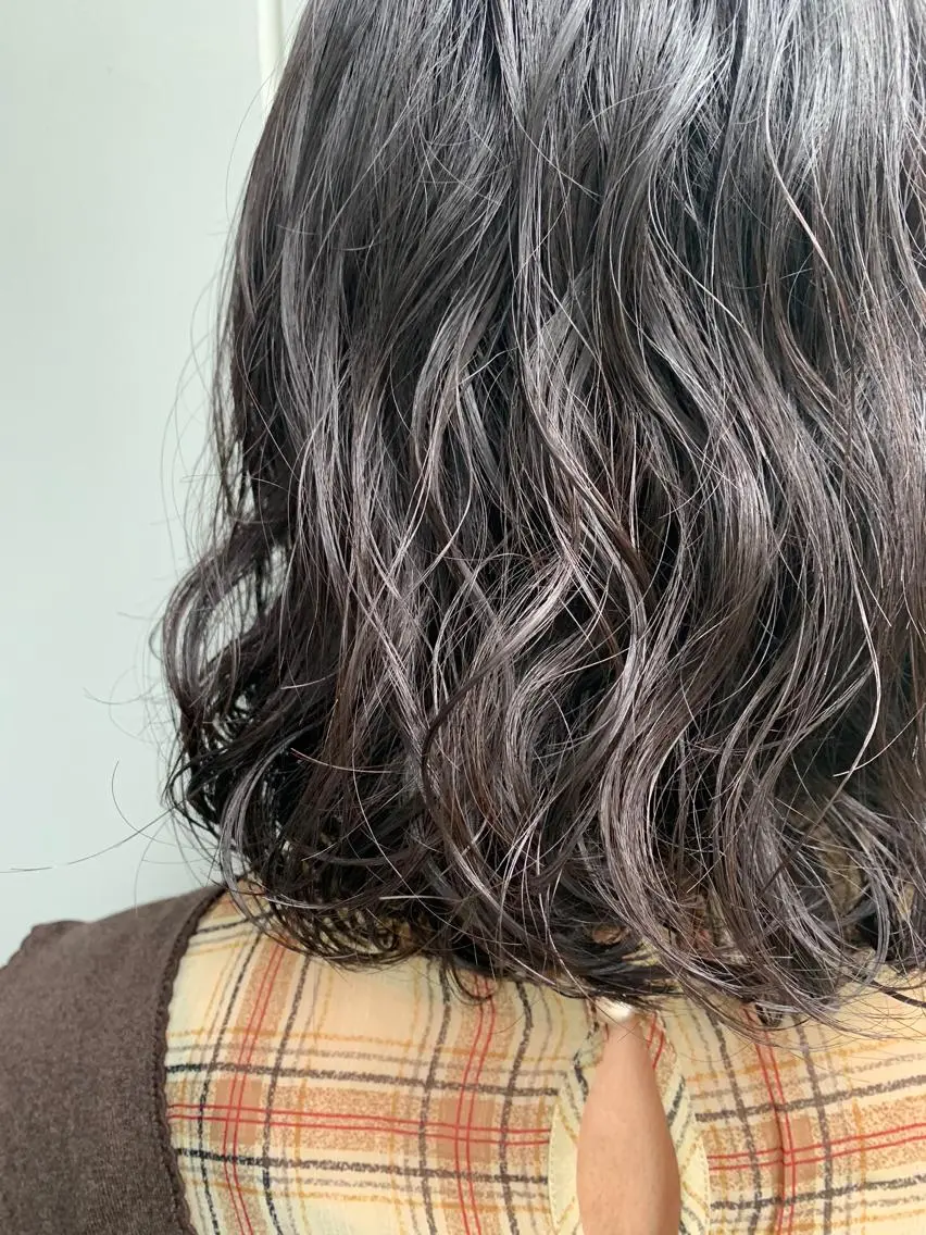ミディアム カラー パーマ 明治神宮前 NANAMIのヘアスタイル