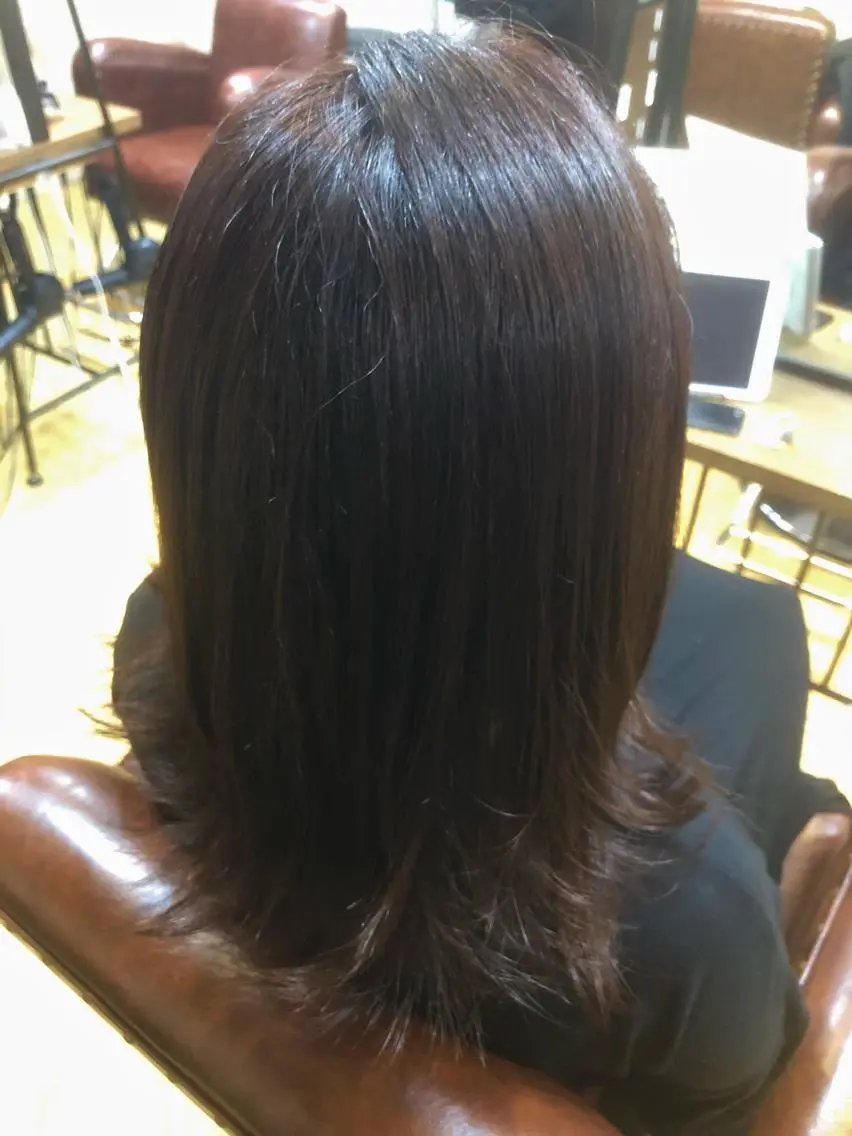 ミディアム カラー レッドカラー ローズカラー バイオレットカラー antica YOSHIのヘアスタイル