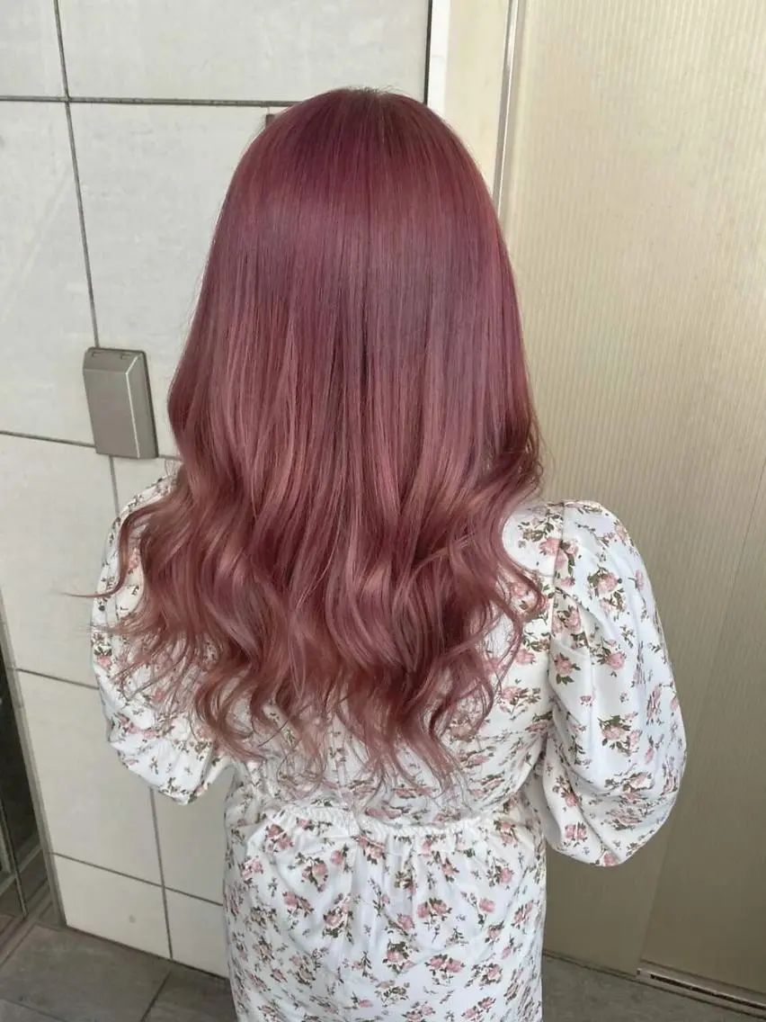 セミロング Mirashy 成田のヘアスタイル