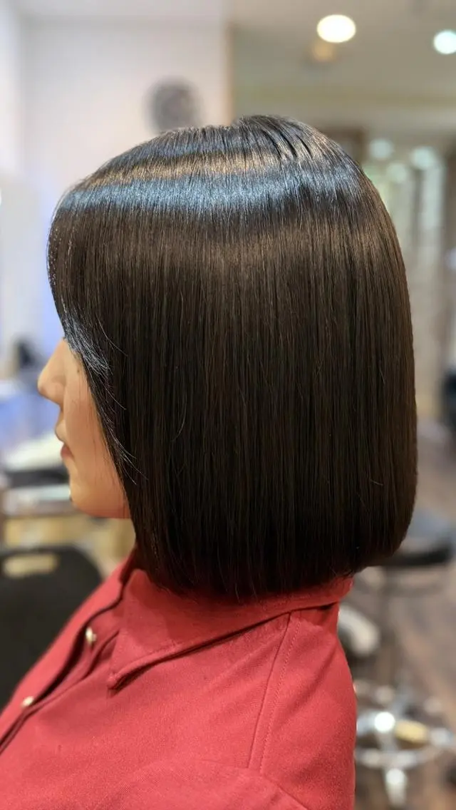 ミディアム ボブ 伸ばしかけ 縮毛矯正 縮毛矯正 トリートメント 作田 洋介のヘアスタイル