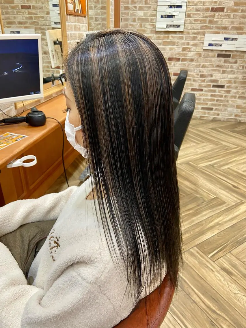 ロング カラー ハイライトカラー ハイライト ヘアカラー トリートメント 再現性◎✨艶髪🔆 川﨑友稀のヘアスタイル