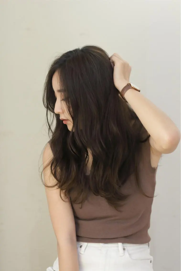 セミロング カット ヘアカラー トリートメント 向井 涼太朗のヘアスタイル