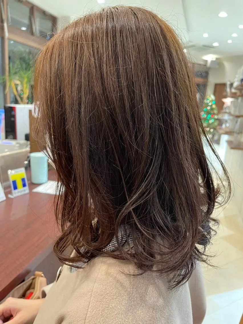 セミロング 梶谷 和希のヘアスタイル