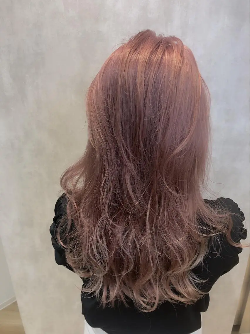 ミディアム カラー ヘアアレンジ アディクシーカラー ブリーチ ケアブリーチ ダブルカラー イヤリングカラー カット トリートメント 髪質改善デザイナー &mirai ryoのヘアスタイル