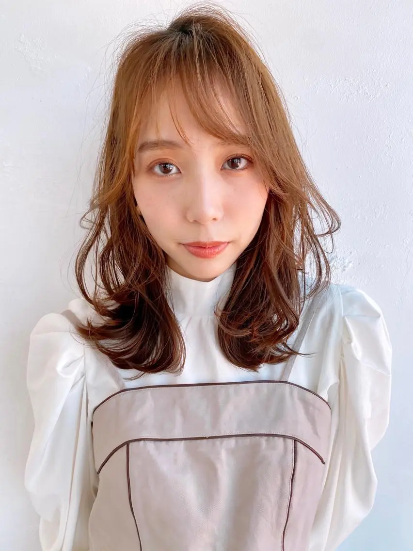 ミディアム カラー くびれヘア 似合わせレイヤー 🇰🇷荒木洋文のヘアスタイル