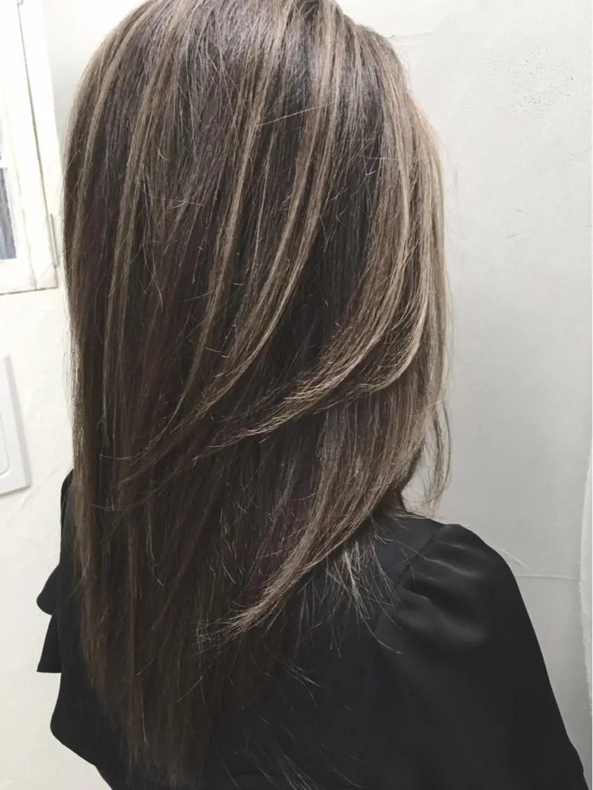 セミロング カラー カット ヘアカラー 畠山 雄大のヘアスタイル
