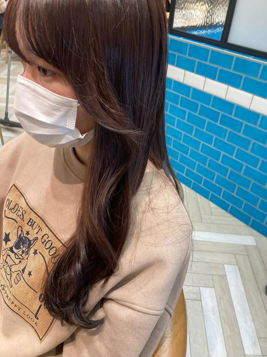 ロング カラー 顔まわりレイヤー 韓国風ヘア レイヤーカット レイヤー/ミディアム /ボブ/新宿のヘアスタイル