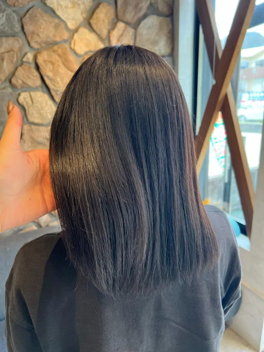 セミロング カラー トリートメント Ami ケアブリーチ/表参道のヘアスタイル