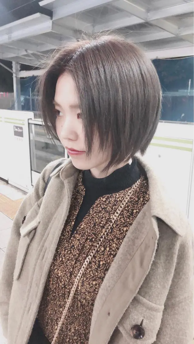 ショート カラー パーマ キッズ ブリーチ ブラウンカラー ミルクティーブラウン ブリーチなしカラー ヘアカラー stylist 🌸 kana.のヘアスタイル