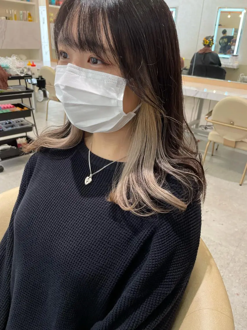 セミロング 髪質改善✨ ULTOWA🌈のヘアスタイル