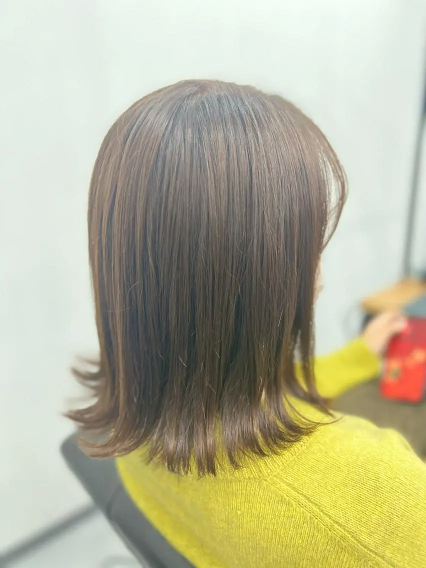 ミディアム カラー アッシュ シルバー THE PARK キシオカのヘアスタイル