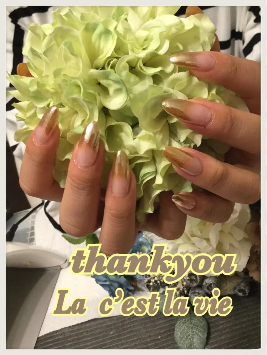 ネイル nailsalon ラセラヴィのネイルデザイン