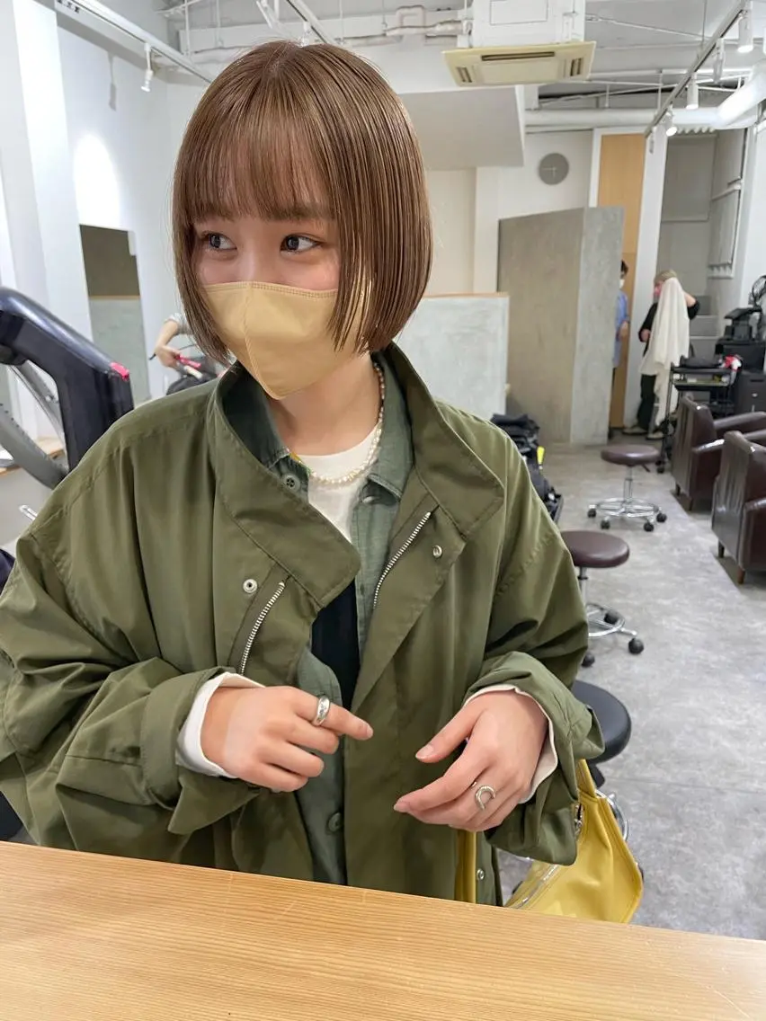 ショート カラー ヘアアレンジ キッズ ネイル マツエク・マツパ アイブロウ ベージュカラー 透明感カラー 眉カラー カット ヘアカラー トリートメント パーマ/透明感カラー /ボブ/吉田一生のヘアスタイル