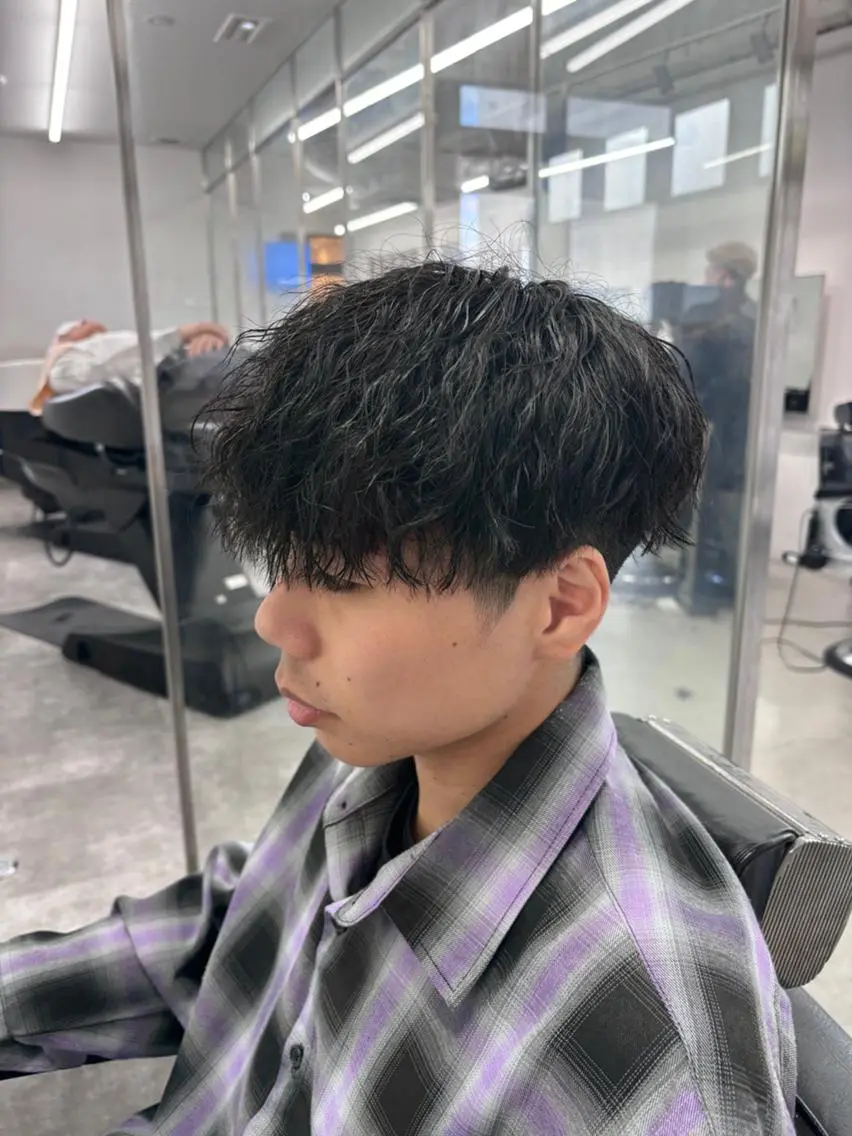 ショート パーマ カット パーマ Lond LOGANのヘアスタイル