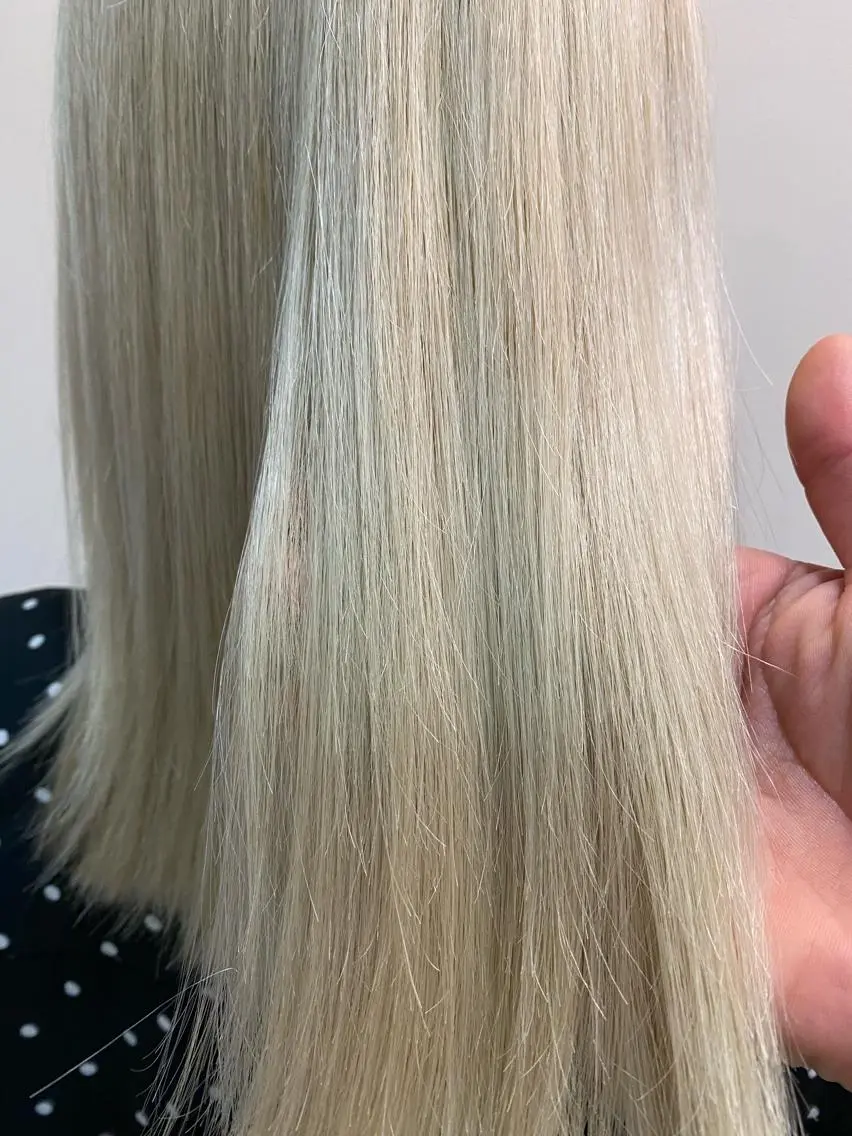 カラー & kuのヘアスタイル