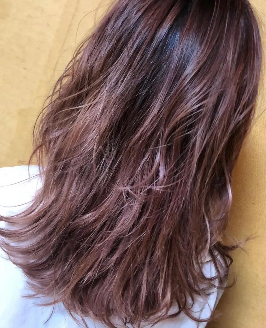 セミロング カラー ピンクカラー パープルカラー 古川 玲のヘアスタイル