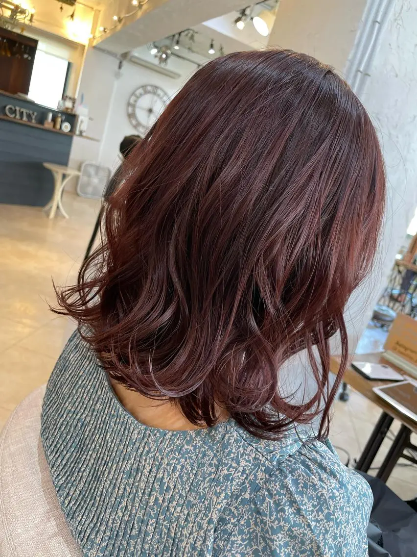 ミディアム ヘアカラー トリートメント 金子 しおりのヘアスタイル