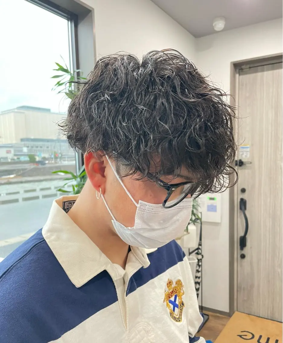 メンズ パーマ 佐藤 大征のヘアスタイル