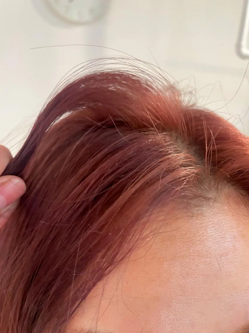ミディアム カラー オレンジ レッドカラー fit/ madokaのヘアスタイル