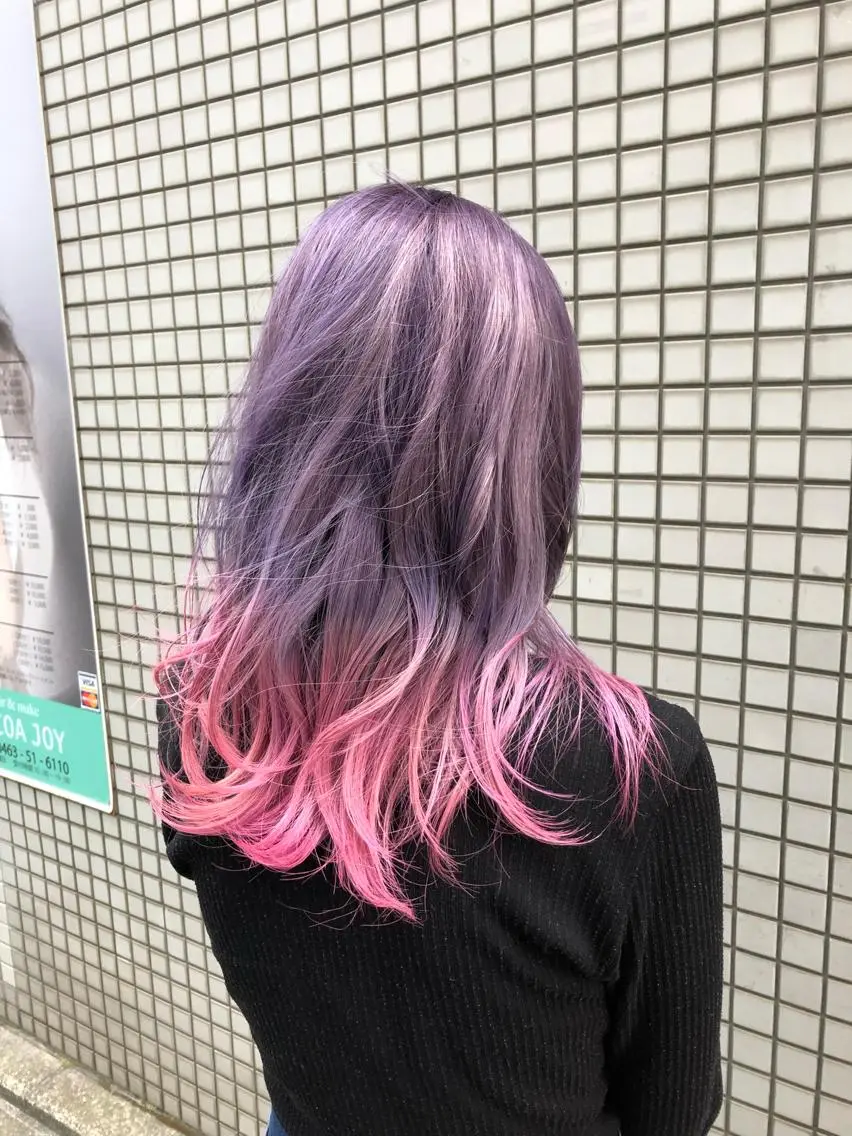 セミロング カラー ブリーチ ヘアカラー 伊東 彩花のヘアスタイル