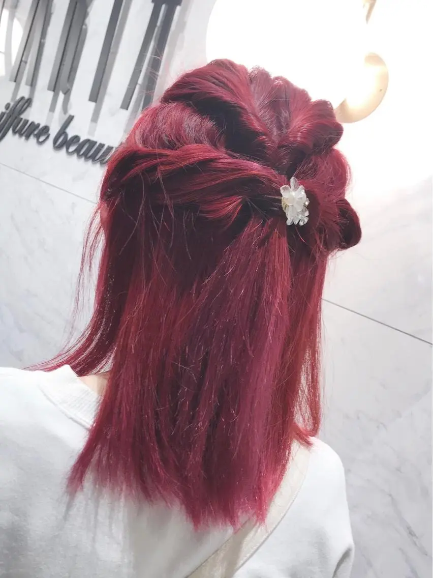 ミディアム カラー ピンクカラー 茂木 結希のヘアスタイル