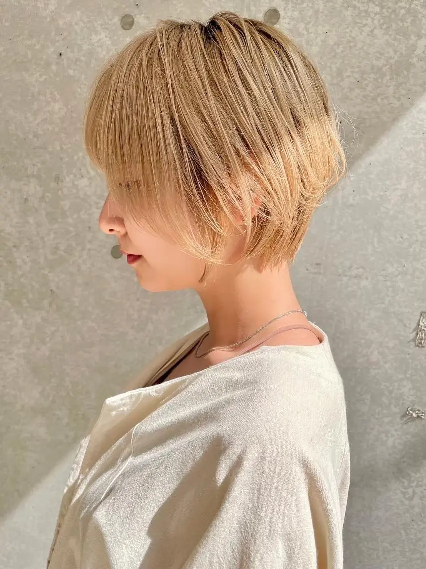 ショート カラー ハイトーンカラー ショートヘア ショート✂️ボブ✂️ 💎Ash茗荷谷💎のヘアスタイル