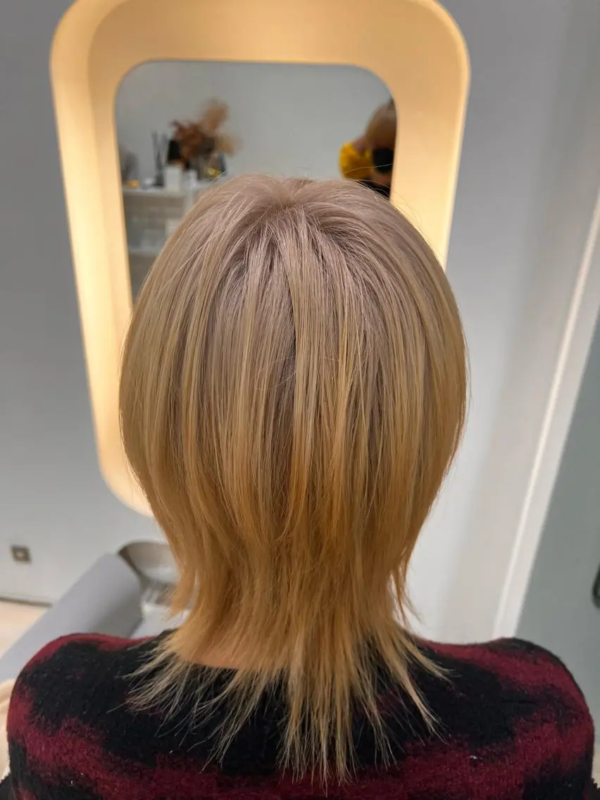 ミディアム カラー パーマ ヘアアレンジ メンズ キッズ ネイル マツエク・マツパ アイブロウ ブロンド ヘアカラー 堀井 凌平のヘアスタイル