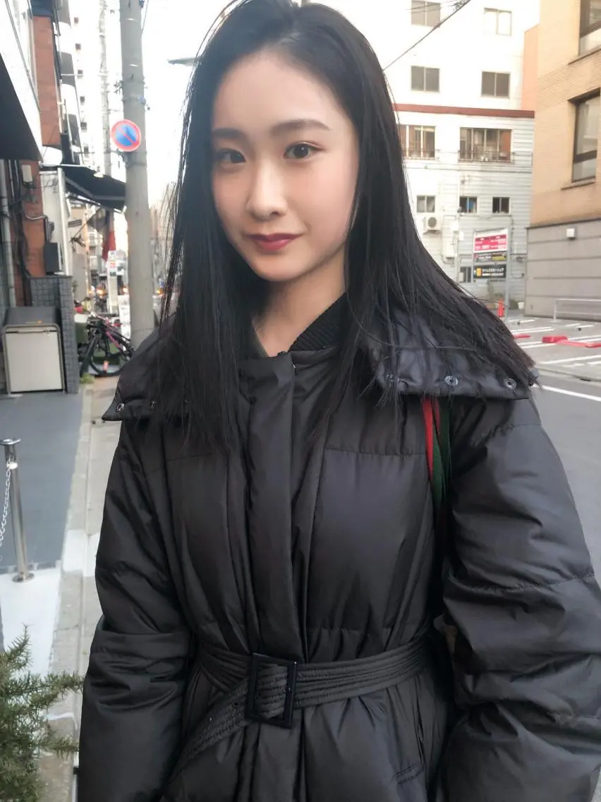 セミロング カラー パーマ ヘアアレンジ メンズ キッズ ネイル マツエク・マツパ オールバック カット トリートメント 顔まわりレイヤー× 韓国ヘアオタベシンヤのヘアスタイル