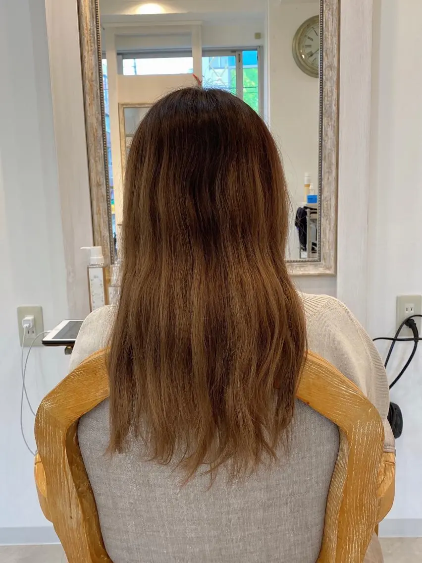 ロング カラー ブリーチ ケアブリーチ ダブルカラー グラデーションカラー ハイライトカラー カット ヘアカラー トリートメント ブリーチなし✨艶髪 カラー𓃲YAGIのヘアスタイル