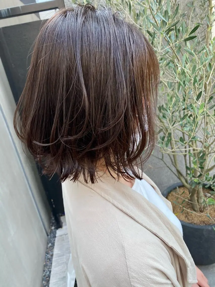 ミディアム カラー 赤み消し韓国ヘア レイヤー縮毛🤍渡邉のヘアスタイル