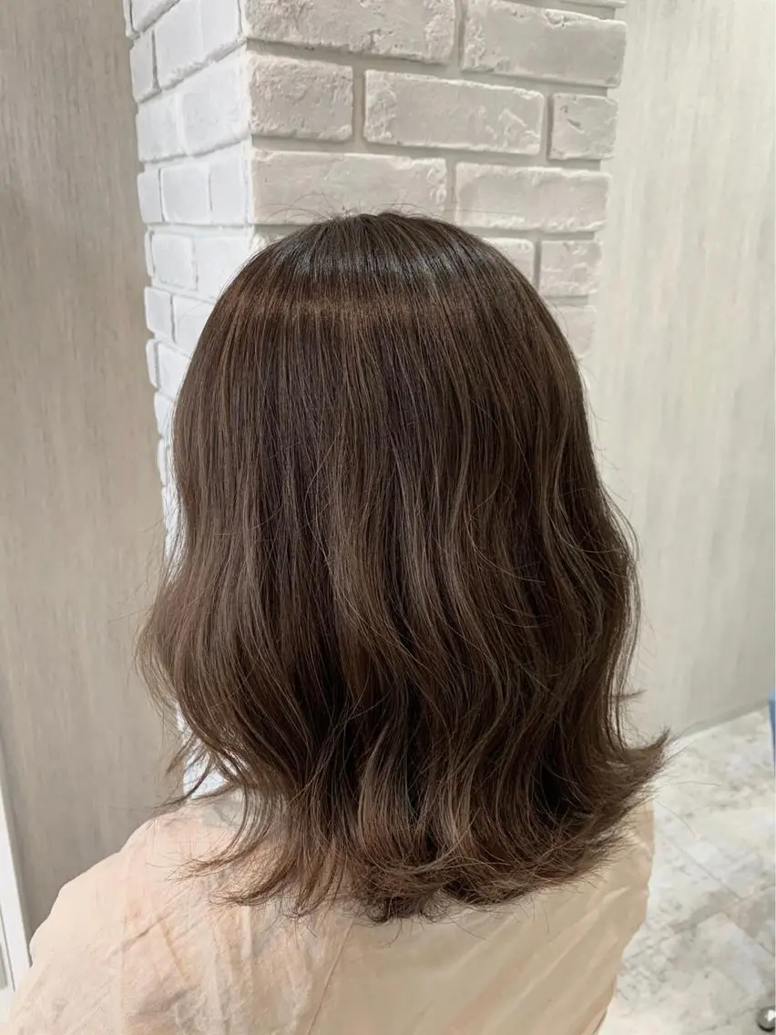 ミディアム カット ヘアカラー トリートメント 店長✨レイヤー✖️ 髪質改善✖️韓国ヘアのヘアスタイル