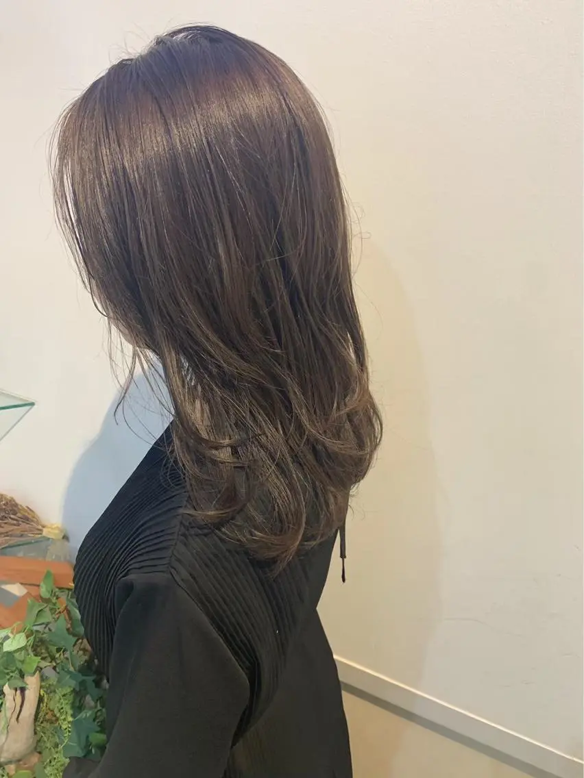 カラー ブリーチしない暖色 カラー🥀杉 優菜のヘアスタイル