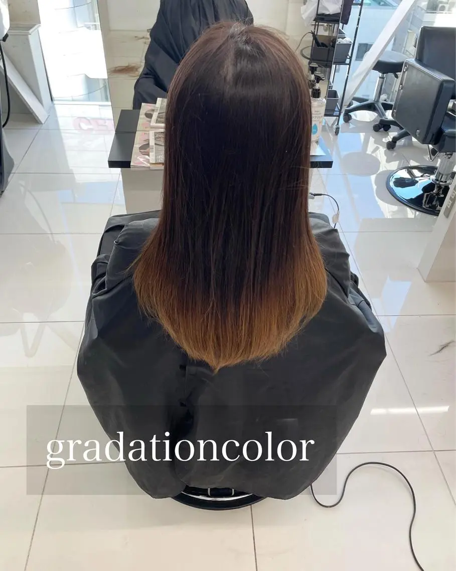 ミディアム カラー ブリーチ グラデーションカラー ⭐️無料!カット モデル募集⭐️夕貴のヘアスタイル
