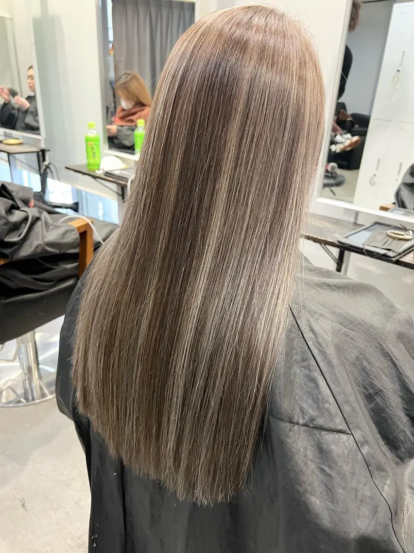 ロング ヘアカラー トリートメント KYOKO 【Bear】のヘアスタイル