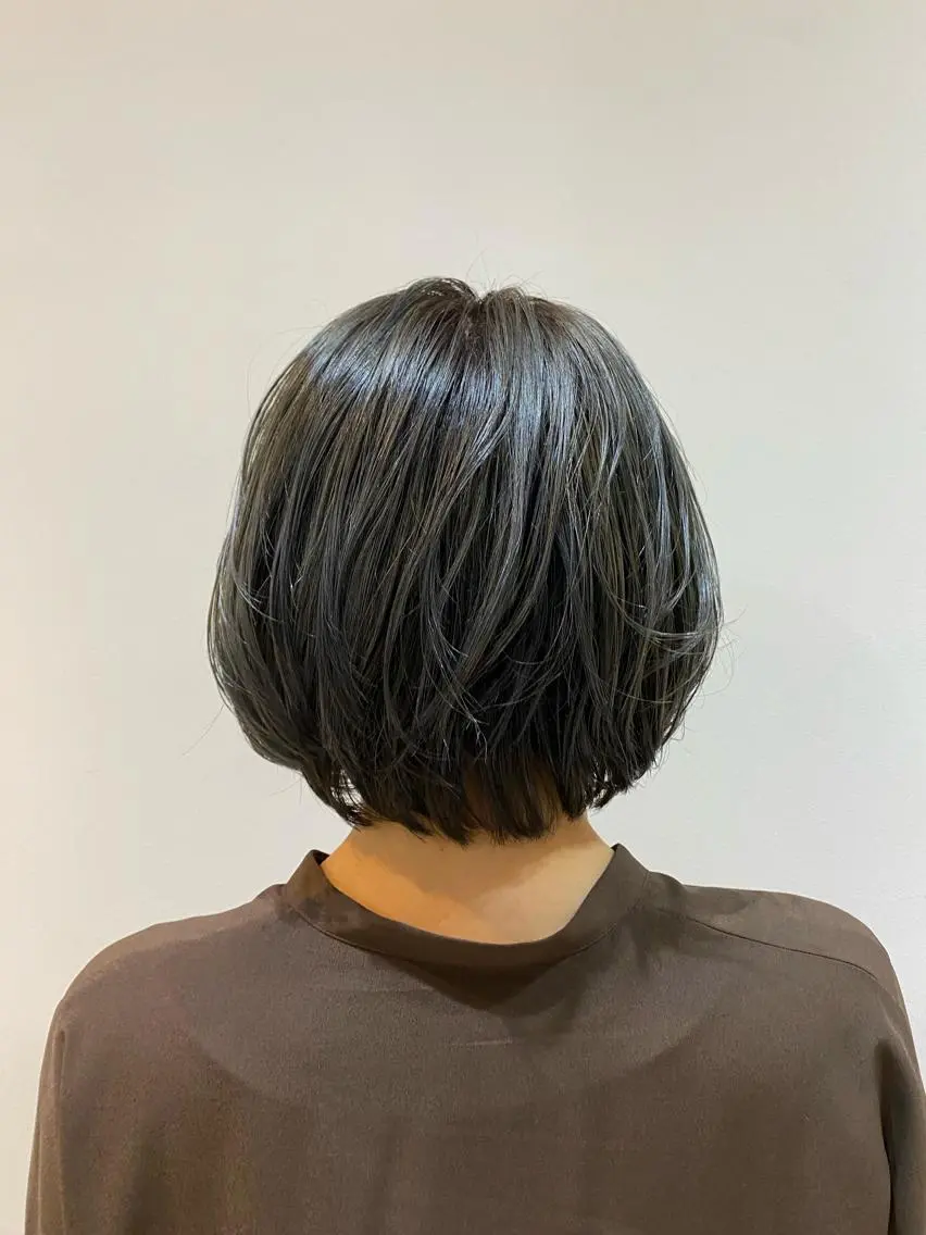 ショート カラー バレイヤージュ ブリーチ ケアブリーチ デザインカラー ダブルカラー 大人かわいい×艶髪 🤍塩川のヘアスタイル