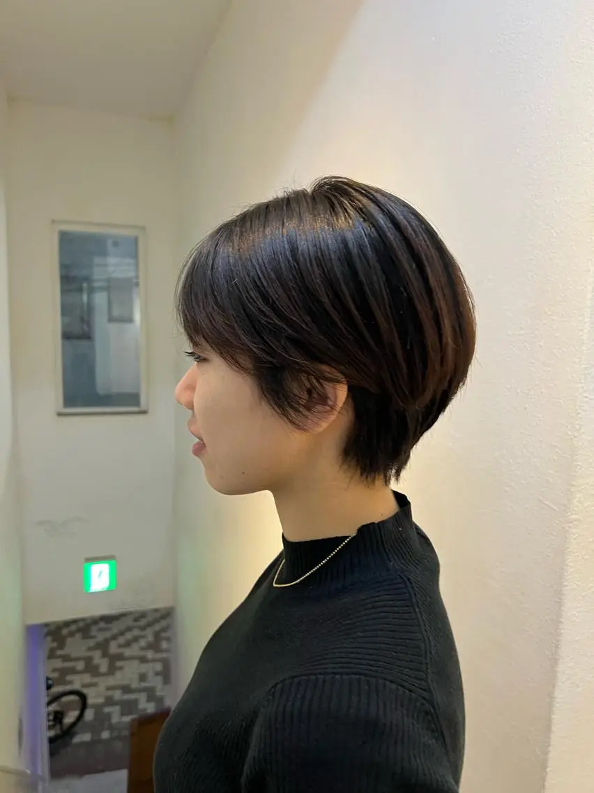 ショート サカモト ナオミのヘアスタイル