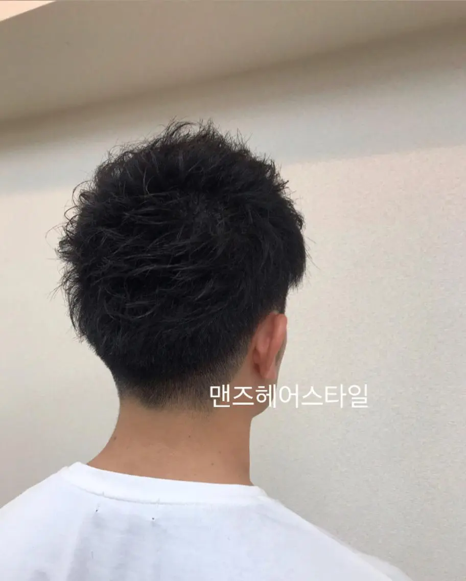 ショート メンズ もりたみかこ 美容師お休み中のヘアスタイル
