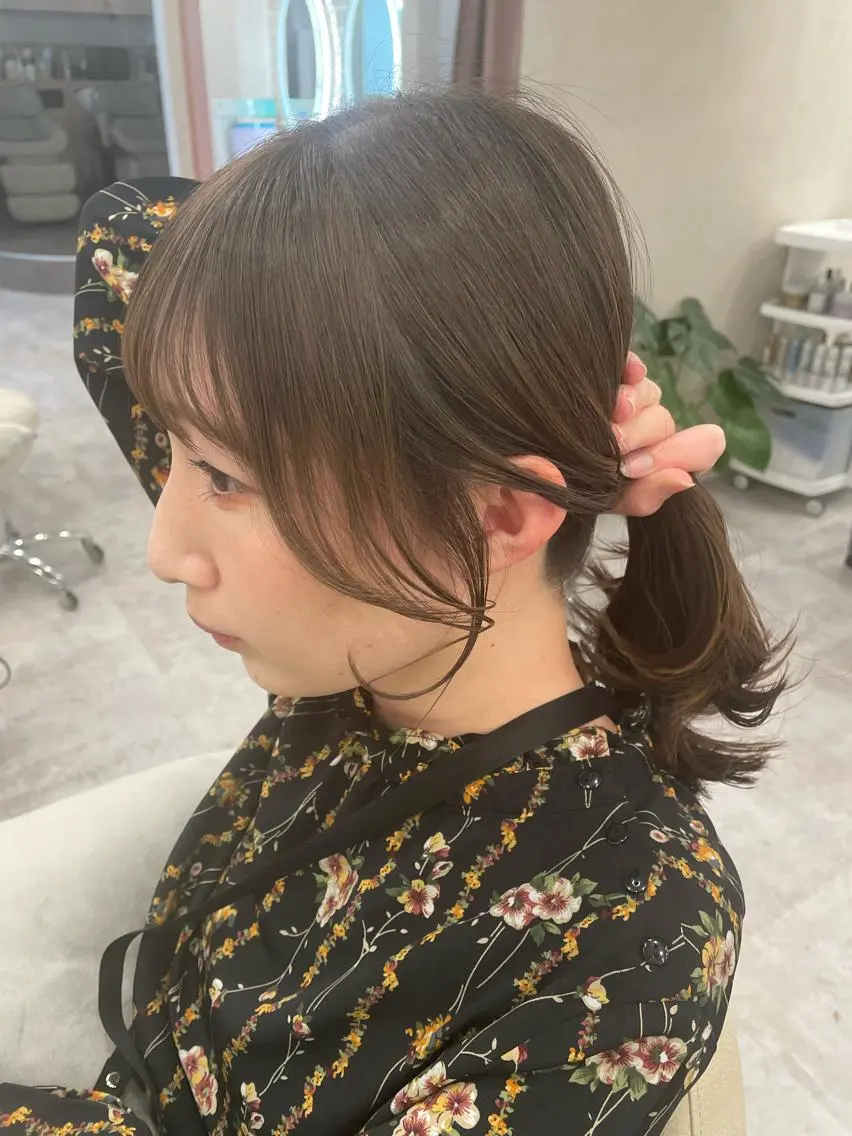 ミディアム 顔まわりレイヤー 顔周りカット 韓国風ヘア レイヤーカット 💐宮坂 歩💐のヘアスタイル