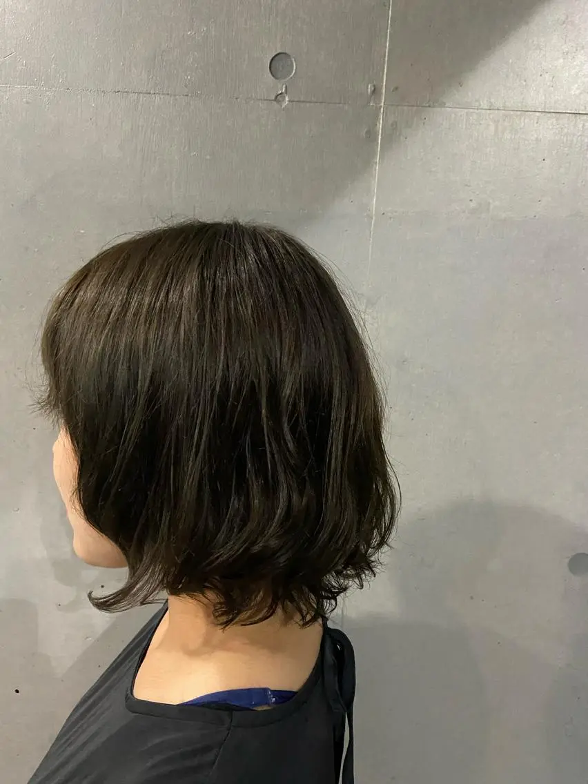 ミディアム アッシュ ボブ 💜推しインナー カラー/菊池柊真💜のヘアスタイル
