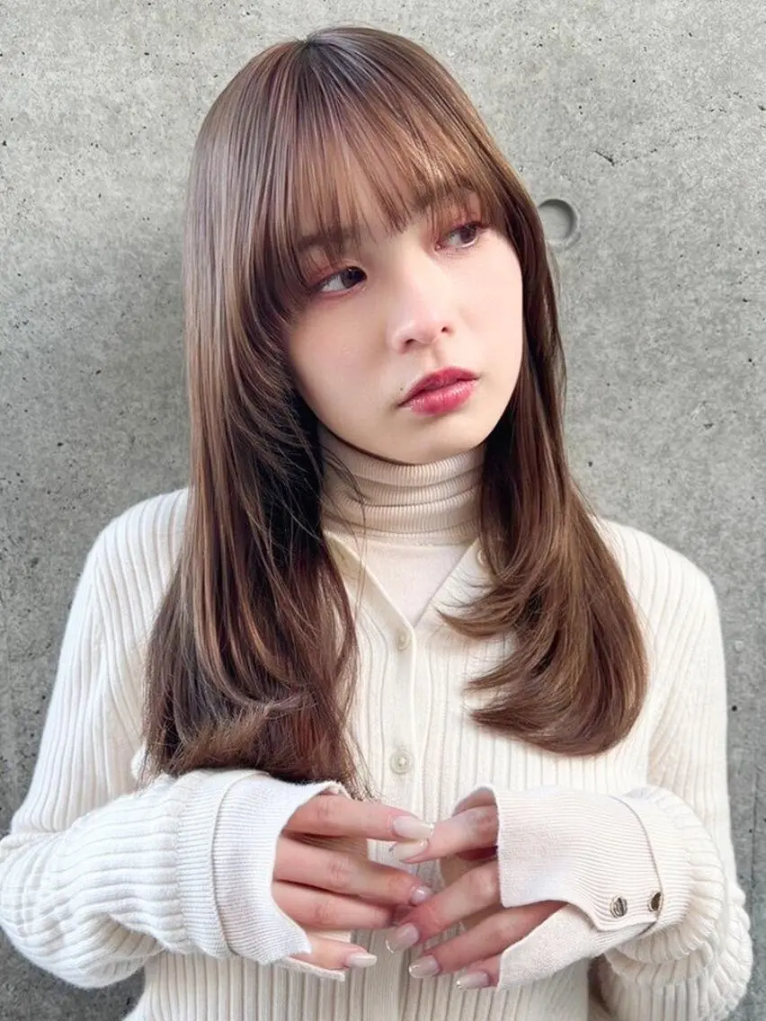 セミロング 韓国風ヘア レイヤーカット カット ヘアカラー トリートメント アレンヘアー 阪神尼崎店のヘアスタイル
