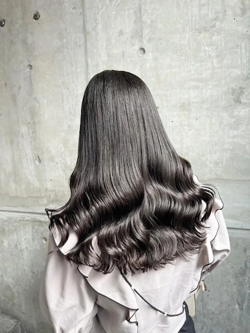 カラー official TUNE銀座🪞🪽のヘアスタイル