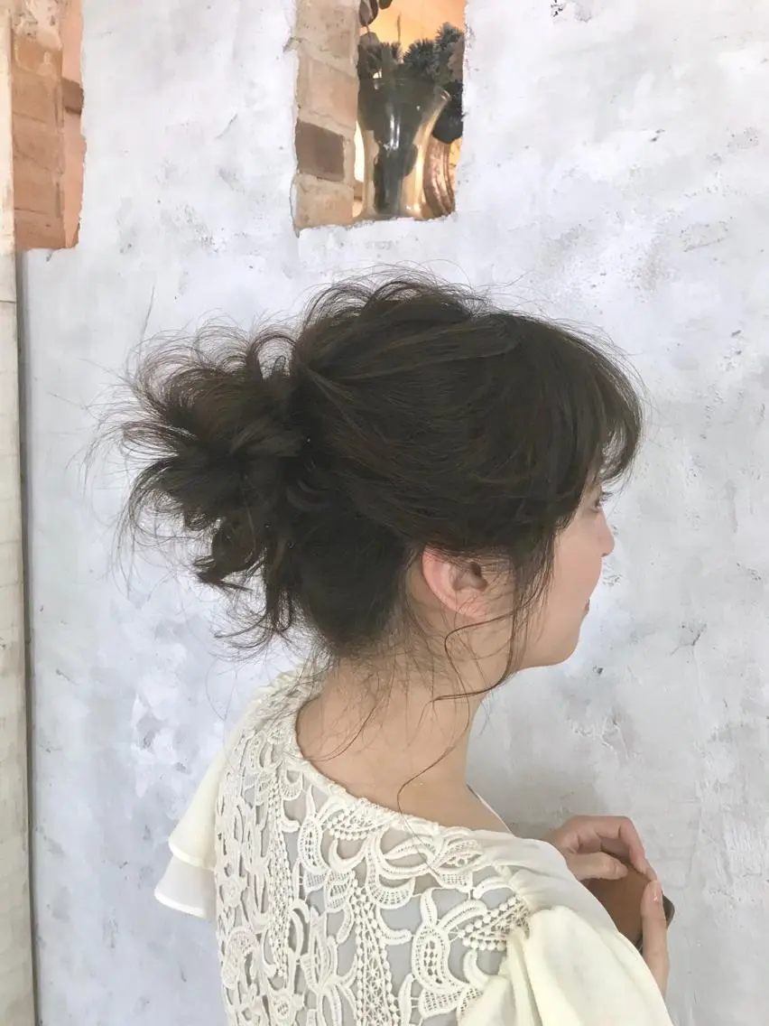 セミロング お団子ヘア ヘアセット 新井 広樹のヘアスタイル