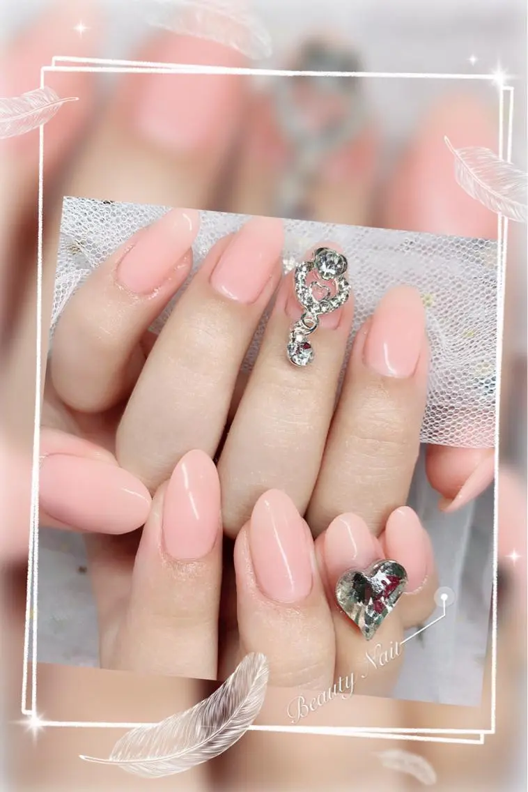 カラー ネイル Moonstone Salonのネイルデザイン